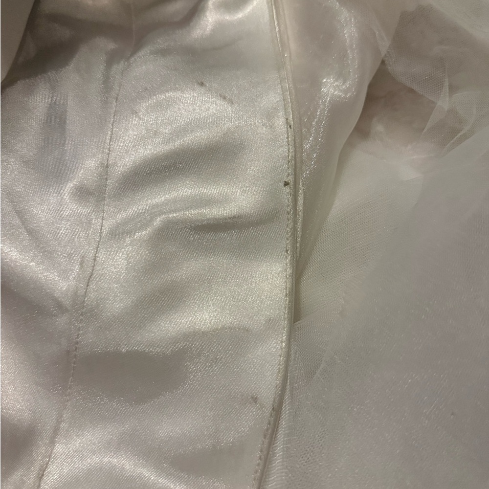 ADRIANA MADRID Frida Wedding Dress Size 10 - Picture 5 of 9